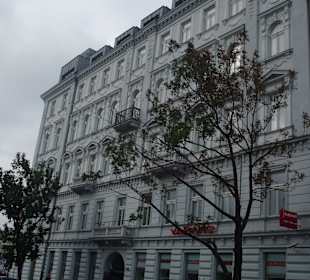 Kamienica przy ul. Emilii Plater