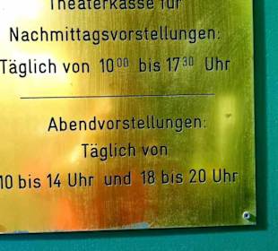 Info am Eingang
