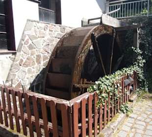 Antrieb durch Wasserkraft