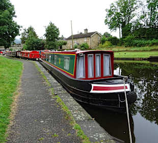 Haus Narrow Boat im Hafen von Trevor