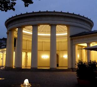 Abends sehr schön beleuchtet