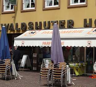 Vorderfront des Hotels