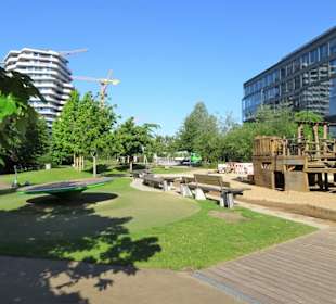 Eindrücke vom Rundgang durch den Grasbrookpark
