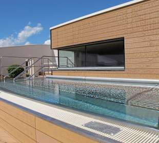 Panorama Whirlpool in der Kärnten Therme