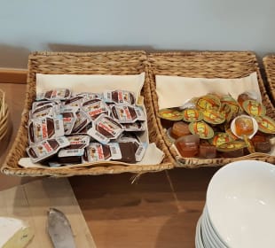 Auswahl am Frühstücksbuffet Hotel Silicium
