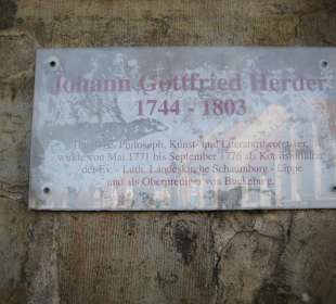 Infotafel zum Herder Denkmal