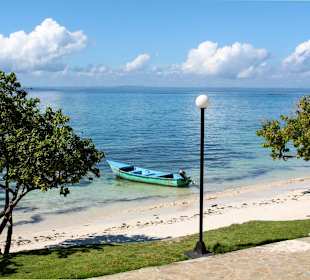 Weg zum öffentlichen Bacardi-Strand