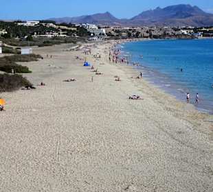 Blick von Süden auf den Strand von Costa Calma
