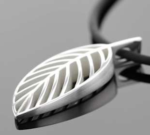 Silberanhänger Leaf. Made in Mauritius