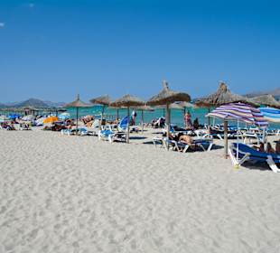 Plaża ok. 800 m od hotelu w stronę Playa de Muro
