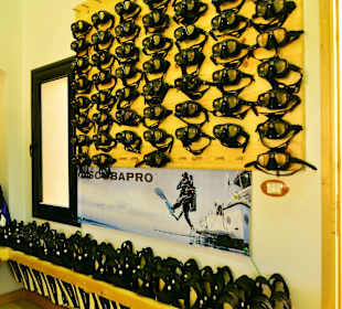 ScubaWorld Divers Diving Center Rental Equipment