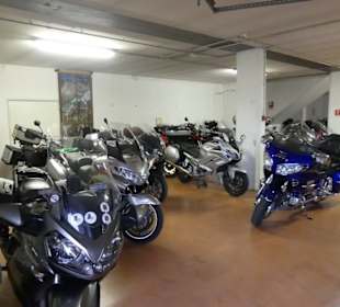 Garage Restaurant