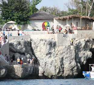 Irgendeiner springt immer.