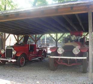 Alte Werksfeuerwehrautos