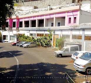 #1357 Yellow Bus hellblau Madeira-Camara de Lobos.