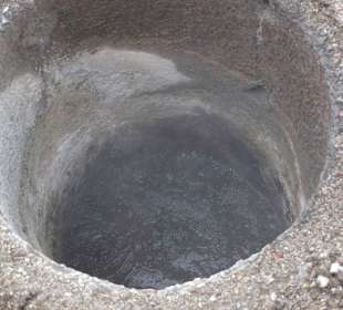 Kochendes Wasser in der Erde