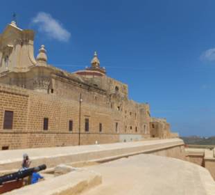 Katedra na dawnej cytadeli.