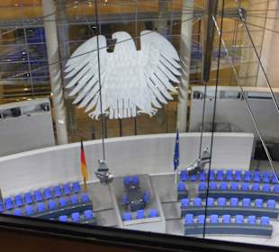 Blick in den Plenarsaal