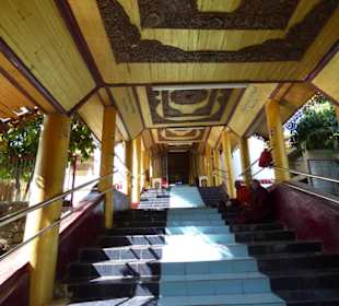 Zugang zur Pagode 