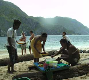 Mittagspause mit unserer Schnorchelgruppe