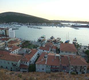 Hafen von Cesme im Oktober 2011