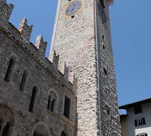 Der Torre Civica, ein Wahrzeichen von Trient