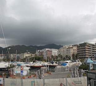 Hafen Salerno