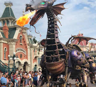 Disney Stars on Parade
