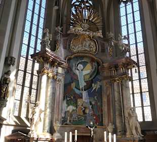 Die Kirche St. Johannis am Martin-Luther-Platz