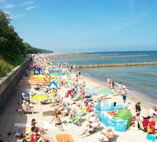 Strand in Kolberg bei schönem Wetter