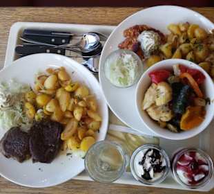 Dinea Cafe & Restaurant Am Wehrhahn in Düsseldorf