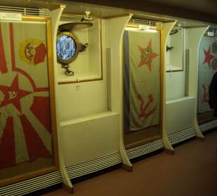 Marinenfahnen in der Aurora