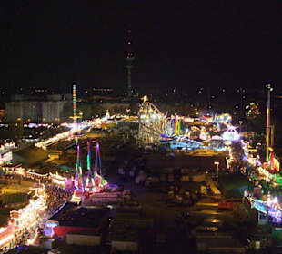 Blick vom Riesenrad über den Dom