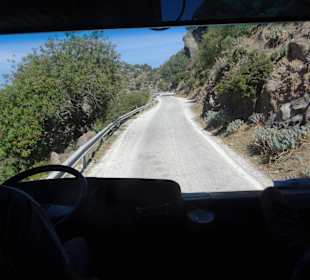 Auf dem Weg ins Bergdorf Nikia