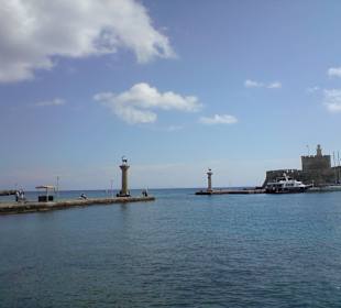 Hier stand einst der Koloss von Rhodos