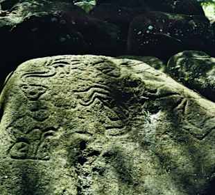Petroglyphe bei der Finca Magdalena