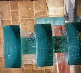 Moderne Kunst im Garten