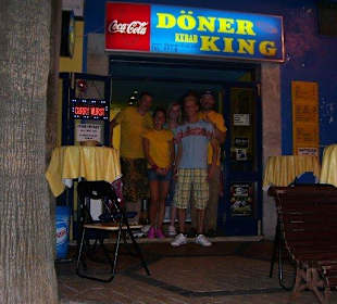 Döner King @ Night