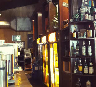 Restaurant Road Stop