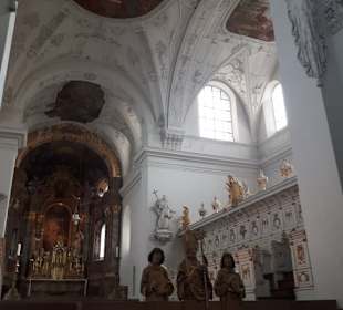 Kollegiatstift Neumünster