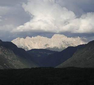 Blick auf den Latemar (UNESCO zum Welt-Natur-Erbe)