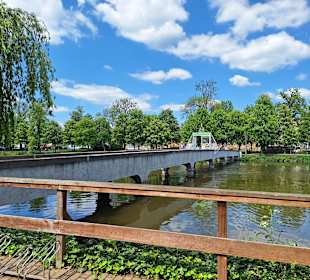 Brücke zum Inselzoo 
