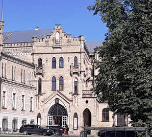 Hilary Raduszkiewicz's Palace