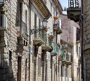 Rundgang durch die Altstadt von Tempio Pausania