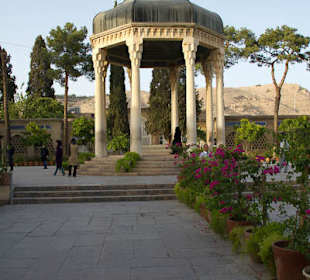 Hafez Tomb
