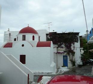Altstadt-Gasse mit Kirche