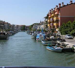 Ausfahrt aus dem Hafen von Grado