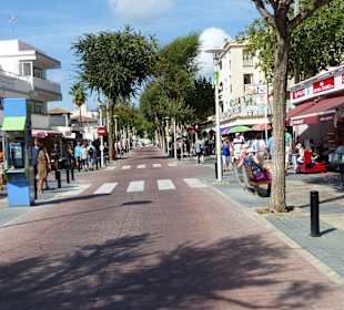 Einkaufstraße in Paguera