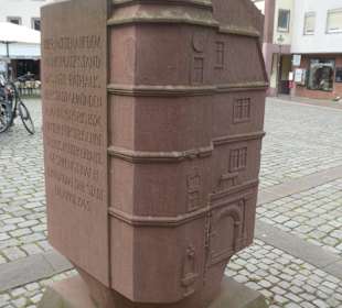 Das Denkmal Altes Rathaus auf dem Marktplatz