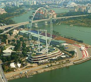 Größtes Riesenrad der Welt in Singapur